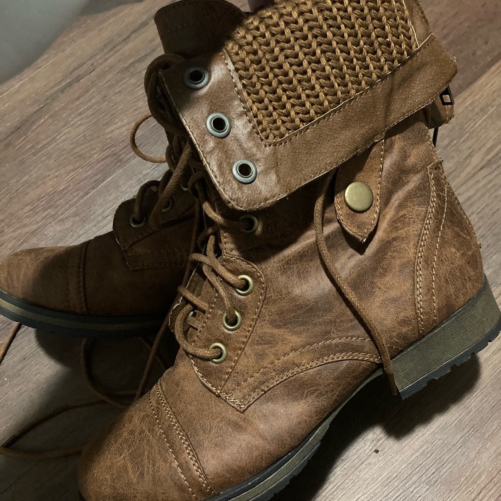 JustFab Shoes